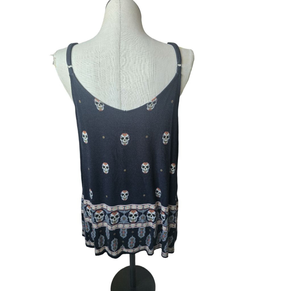 Torrid Plus 2X Black White Skull Print Super Soft Tank Top - Picture 3 of 7